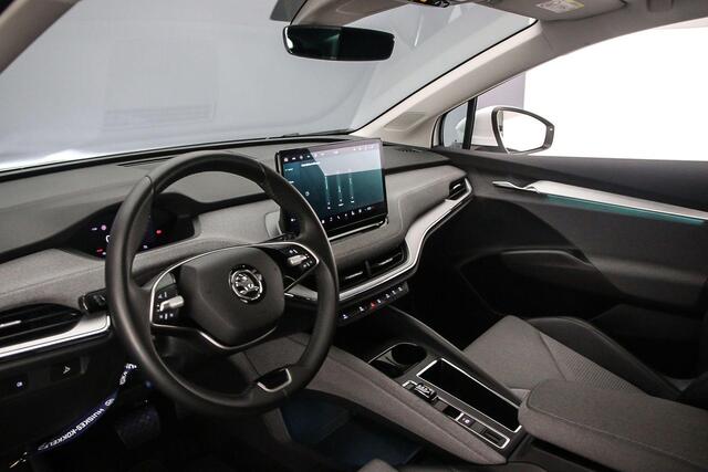 Skoda Enyaq iV 85 Selection 286pk Automaat Adaptive cruise control, Achteruitrijcamera, Navigatie, Parkeersensoren, LED koplampen, App connect, DAB, Radio