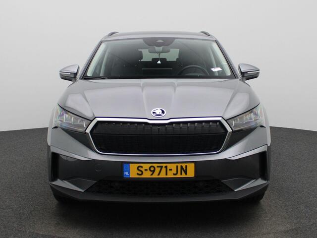 Skoda Enyaq iV 60 | Climate Control / ECC | Licht metalen velgen 20inch | Cruise control Standaard | Connectiviteit af fabriek | Navigatie | Half lederen bekleding | LED koplampen | Park Distance Control voor en achter | Achteruitrijcamera | Dakrailing |