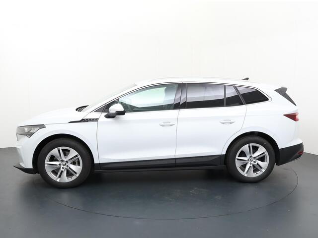 Skoda Enyaq iV 80 204 pk | Navigatie | Apple Carplay/Android | Camera | tot 537 km actieradius | 19" Lichtmetalen velgen |