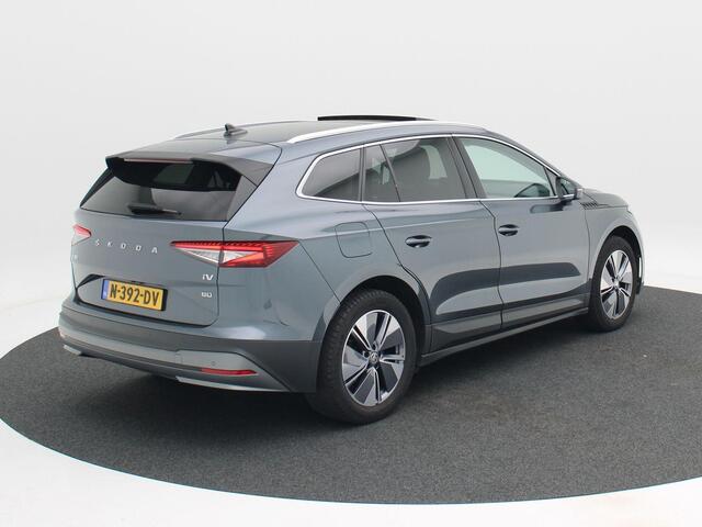 Skoda Enyaq iV 80 204 Pk | Panoramadak | Stoel/Stuur Verwarming | Camera | Climate Controle | Adaptive Cruise | 19 Inch | 89.983 Km !!