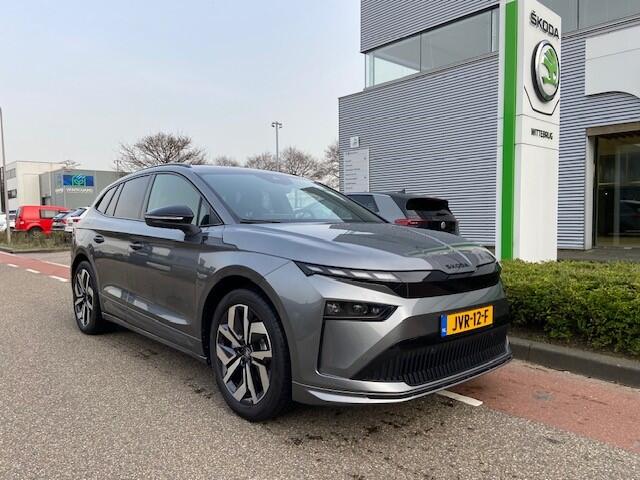 Skoda Enyaq iV 85 Sportline / Carplay / Trekhaak wegklapbaar / Navi / Elec. verst. bestuurdersstoel
