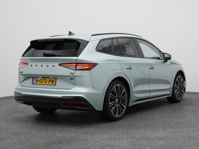 Skoda Enyaq iV 60 Founders Edition Silver | CAMERA | KEYLESS | STUURVERW. | TREKHAAK