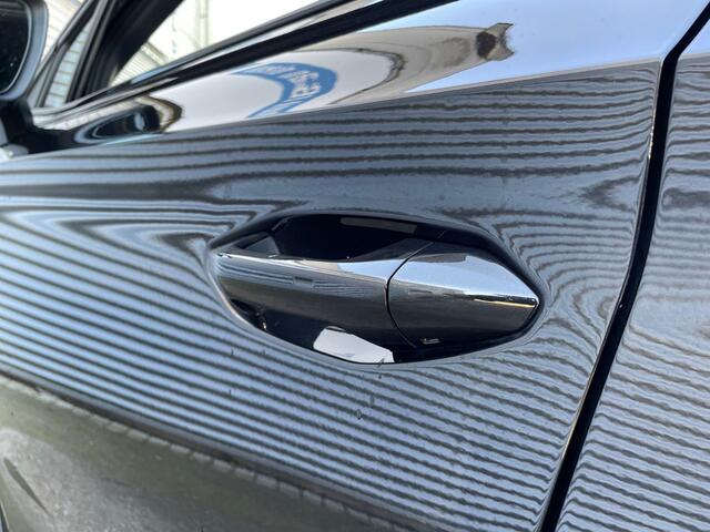 Skoda Enyaq iV 60 180pk Sportline Parkeersensoren vóór en achter | Achteruitrijcamera | Warmtepomp