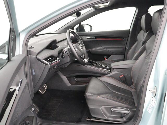 Skoda Enyaq iV 80 Founders Edition Silver | SOH 90% | Trekhaak | Matrix LED | Carplay | Camera | Stuurverwarming | Keyless | Navigatie