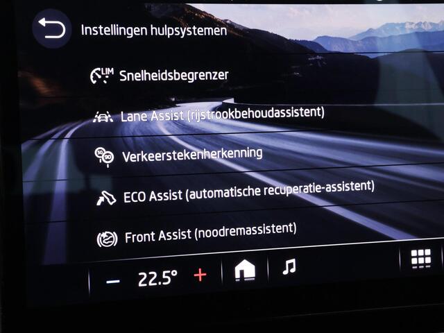 Skoda Enyaq iV 50 150pk Selection · Camera · Apple/Android Car Play · Sfeerverlichting · Cruise Control · 19"Velgen · Navigatie · Verkeersbord Detectie ·