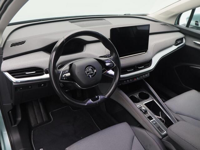 Skoda Enyaq iV 60 180 Pk Automaat | Stoel/Stuur verwarming | Camera | Full LED | Climatronic | CarPlay | Navigatie | 20 Inch