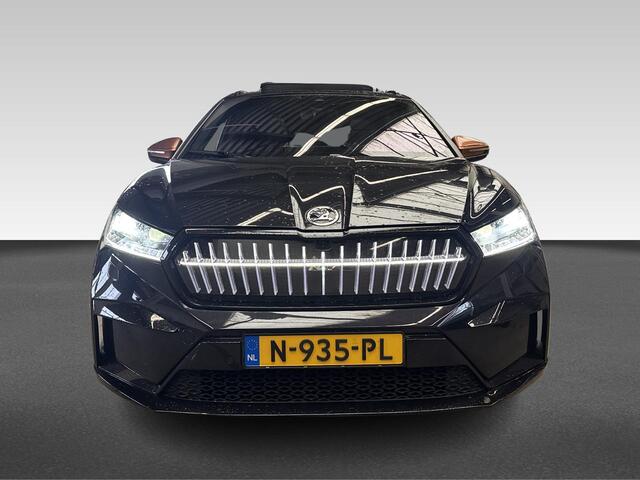 Skoda Enyaq iV 60 Founders Edition Black | 21 inch | Panaromadak | Lederen bekleding
