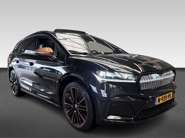 Skoda Enyaq iV 60 Founders Edition Black | 21 inch | Panaromadak | Lederen bekleding