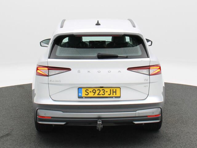 Skoda Enyaq iV 60 180 Pk | Stoelverwarming | Trekhaak | Navigatie | Cruise Control | CarPlay | Climatronic | Camera | 19 Inch | 74.277 Km !!