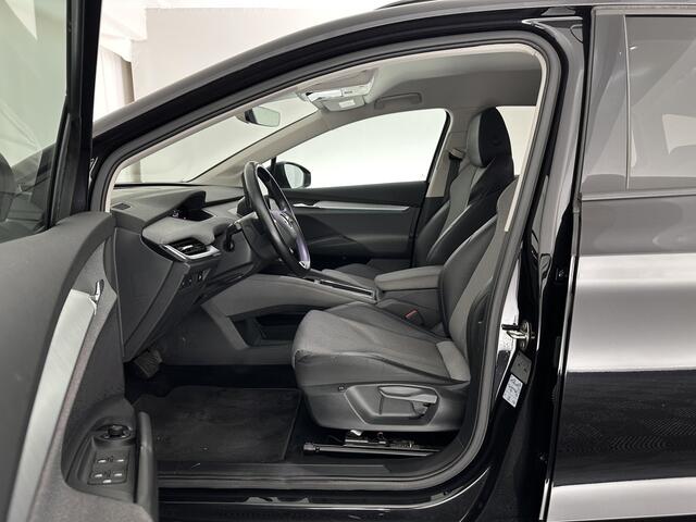 Skoda Enyaq iV 60 [ 3-Fase ] (INCL-BTW) *LEATHER-FABRIC | FULL-LED | DIGI-COCKPIT | CAMERA | KEYLESS | NAVI-FULLMAP | AMBIENT-LIGHT | ECC | HEATED-COMFORTSEATS | PRIVACY-GLASS | DAB+ | PDC | CRUISE | 19"ALU*
