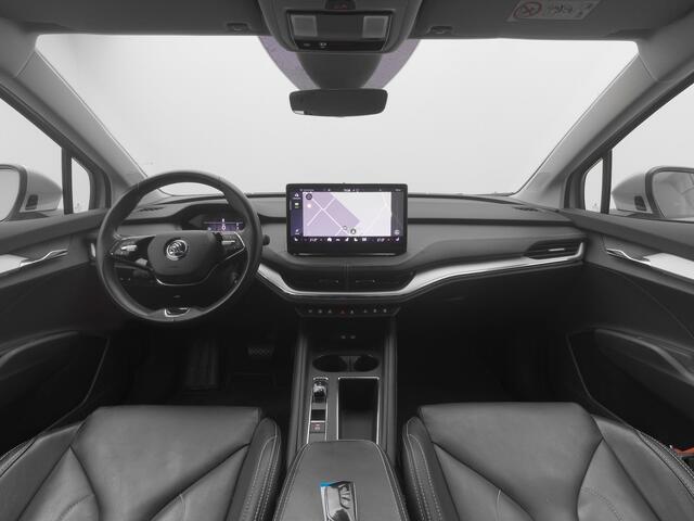 Skoda Enyaq iV 60 First Edition | CAMERA | ADAPTIVE | STOEL- EN STUURVERW. | TREKHAAK