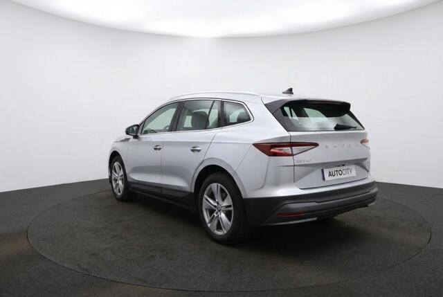 Skoda Enyaq iV 80 Loft 82 kWh 97.66% SOH! Panorama l Warmtepomp l VOL OPTIES