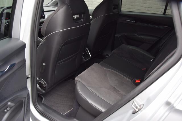 Skoda Enyaq iV 80 Sportline | Org. NL | BOVAG Garantie | Adaptive Cruise Control | 21'' Velgen | Matrix Koplampen | Apple Carplay/Android Auto | Stoel&Stuurverwarming | Achteruitrijcamera |
