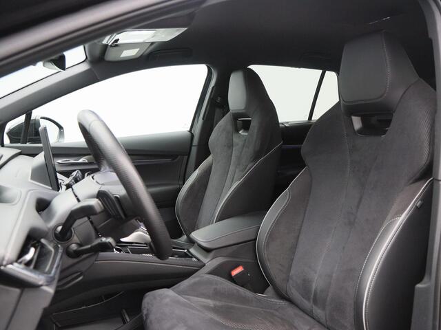 Skoda Enyaq iV 85 Sportline 286 Pk | Stoel/Stuur Verwarming | Trekhaak | Camera | Adaptive Cruise | CarPlay | Navigatie | Matrix Led | 20 Inch | 37.475 Km !!
