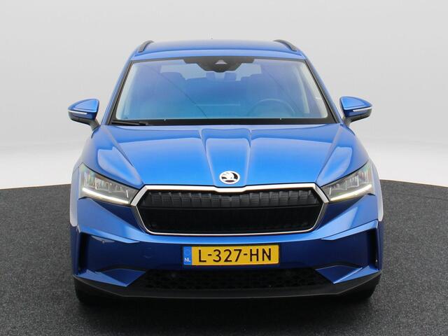 Skoda Enyaq iV 60 179 Pk | Stoel/Stuur verwarming | Camera | CarPlay | Half Leer | 19 Inch | 86.650 Km !!