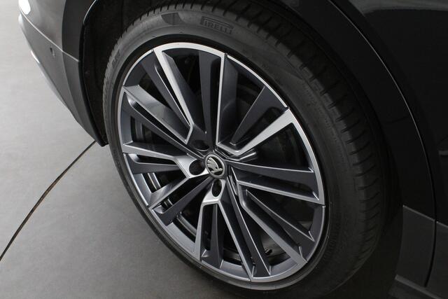 Skoda Enyaq iV 80 Loft Edition > SOH 95%/21 inch/Trekhaak/Camera...