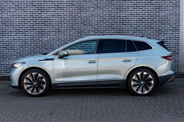 Skoda Enyaq iV 60 | Panoramadak | Trekhaak | 100kW laadmogelijkheid | Lichtmetalen Velgen 21 inch | Keyless Entry | Navigatie | LED Koplampen | Parkeersensoren