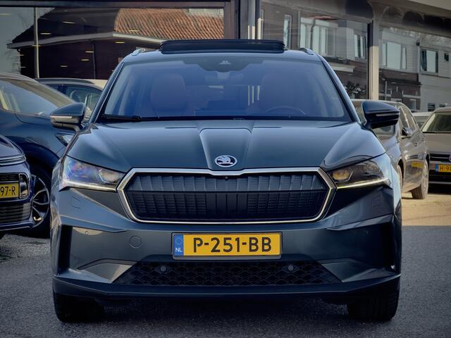 Skoda Enyaq iV 80. PANODAK VOL-LEDER NAVI CAMERA360 DIGI-DASH APPLE-CARPLAY LED 22 INCH-LMV PDC