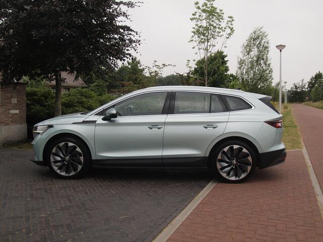 Skoda Enyaq iV 80 | Camera | Trekhaak | Sfeerverlichting | ACC | Apple Carplay | NL-Auto |