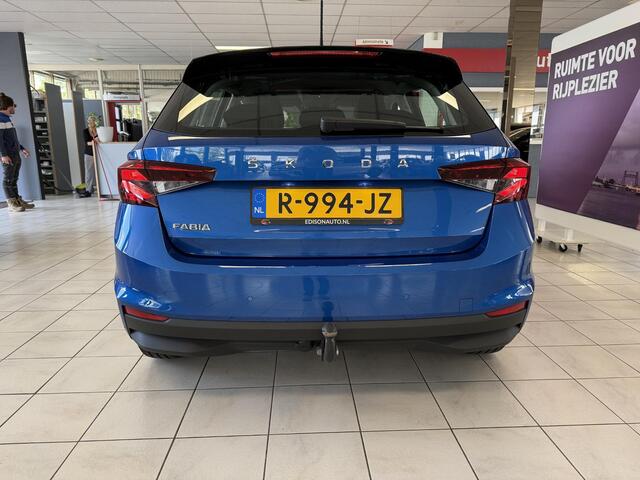 Skoda FABIA 1.0 TSI Ambition *AIRCO*PARKSENS A*CARPLAY*TREKH*
