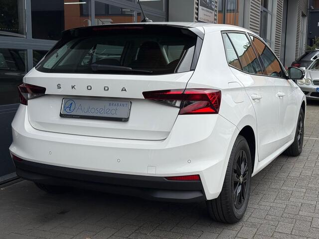 Skoda FABIA 1.0 TSI Selection Cruise CarPlay PDC LED