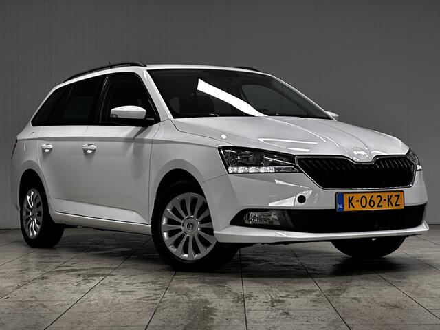 Skoda FABIA Combi 1.0 TSI Ambition /Trekhaak! /Apple + Android /DAB+! /Navi /Airco /Cruise /Elek. pakket /Bluetooth /Multi LEDER Stuur /Extra getint glas /PDC /LED Dagrijverl. /Mistlampen.