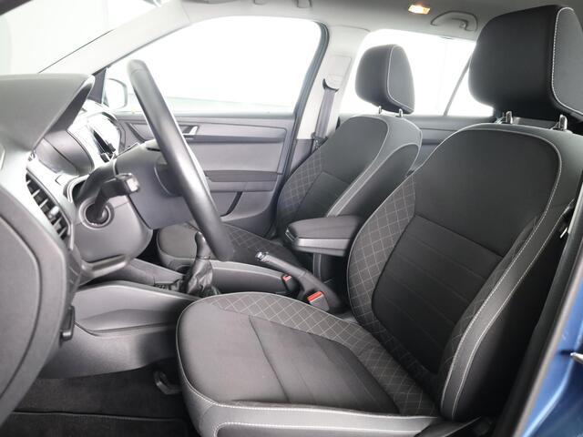 Skoda FABIA Combi 1.0 TSI Ambition 95pk | Trekhaak | Climatronic | Navigatie via App | Parkeersensoren achter