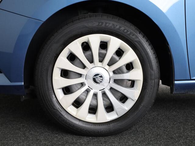 Skoda FABIA Combi 1.0 TSI Ambition 95pk | Trekhaak | Climatronic | Navigatie via App | Parkeersensoren achter