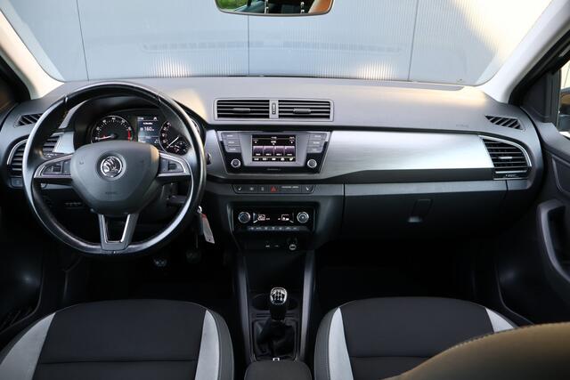 Skoda FABIA 1.0 Joy | Stoelverwarming | Cruise Control | Climate Control | DAB+ | Lichtmetaal