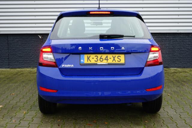 Skoda FABIA 1.0 TSI Ambition | Navi