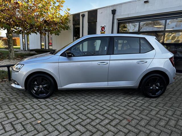 Skoda FABIA 1.0 TSI Sport business DSG Automaat | 41.000 km | Luxe & Rijklaar ?