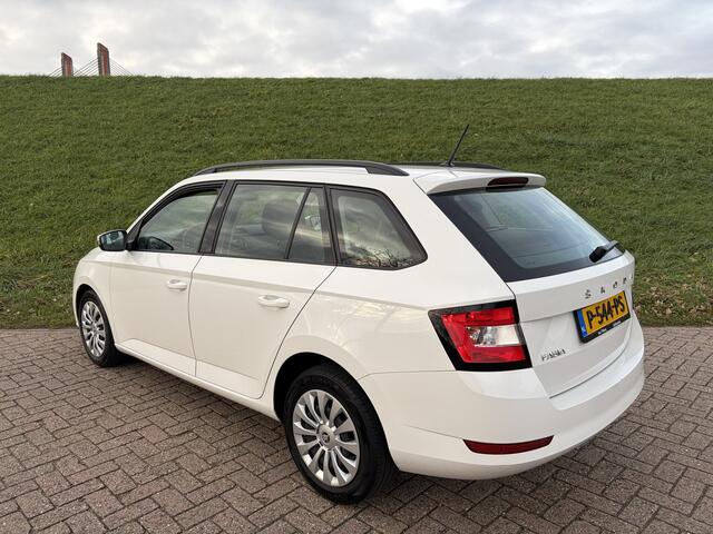 Skoda FABIA Combi 1.0 TSI Active BTW Auto | Apple Carplay | Lederen multifunct. Stuur | Airco
