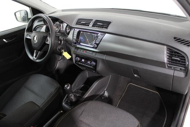 Skoda FABIA Combi 1.0 Business Edition | Carplay | DAB | Clima | Glasdak | Trekhaak