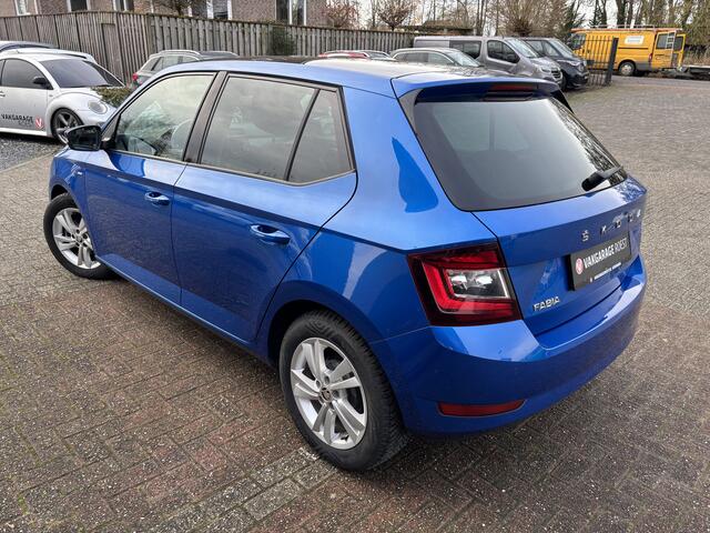 Skoda FABIA 1.0 TSI Clever Panoramadak / Full LED / All-Seasons