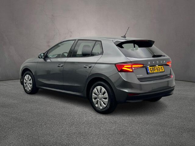 Skoda FABIA Selection 1.0 TSI 95pk Cruise control, Airco, LED koplampen, DAB, Radio, Parkeersensor achter, Bluetooth, App connect, Bluetooth