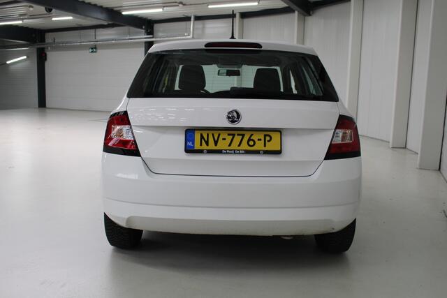Skoda FABIA 1.0 Ambition Navigatie | Cruise Control | Airco | Leder stuurwiel