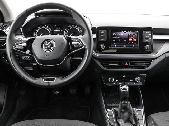 Skoda FABIA 1.0 TSI 95pk Business Edition · Apple/Android Car Play · P-Sensoren · Climatronic · DAB · ACC · 15'' Inch · Garantie t/m 20-11-2027 of 100.000km