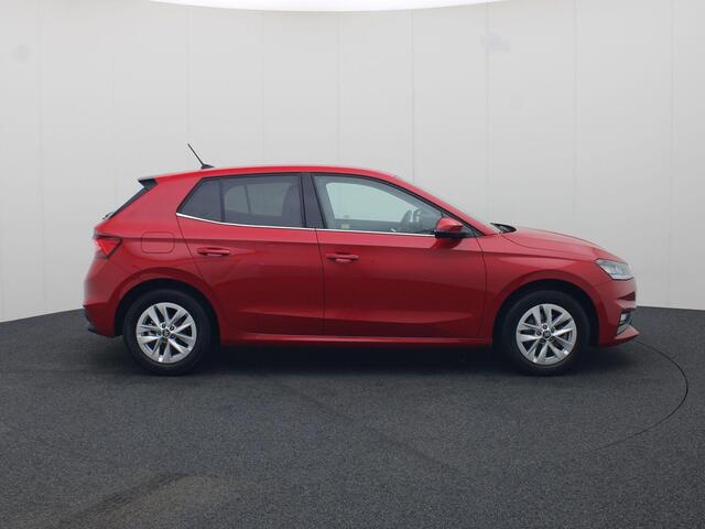 Skoda FABIA 1.0TSI/115PK Selection DSG · Apple/Android Car Play · Stoel-& stuurverwarming · Parkeersensoren · Garantie t/m 20-04-2029 of 60.000km.
