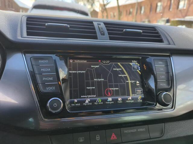 Skoda FABIA Combi 1.0 TSI 95PK Business Edition / App-Connect / Parkeersensoren Achter / 16" LMV / Navigatie / Cruise Control