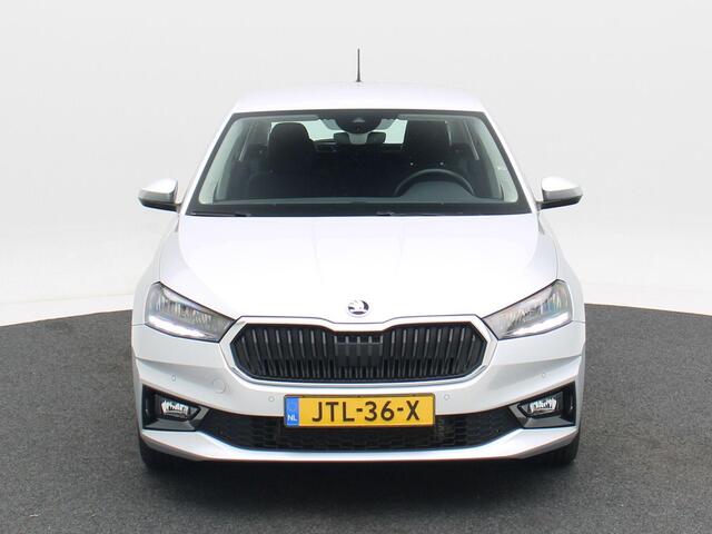 Skoda FABIA 1.0 TSi 110 Pk Automaat Business Edition | Cruise Control | Climate Control | Parkeersensoren | Stoelverwarming | Bluetooth | Carplay | 15 Inch | 33.912 Km!!