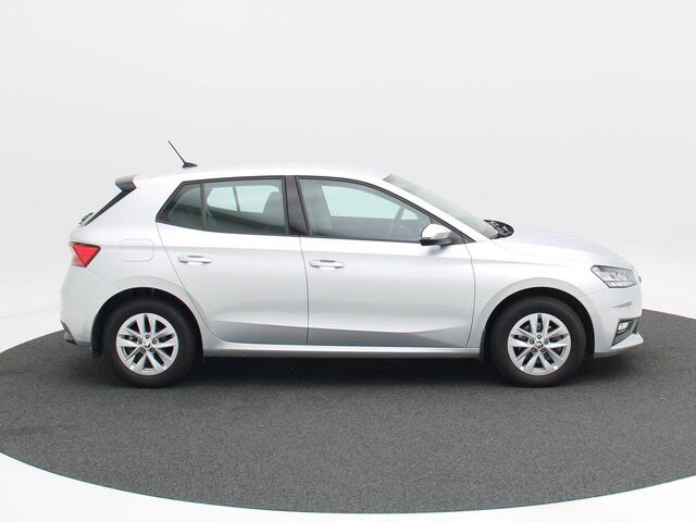 Skoda FABIA 1.0 TSi 110 Pk Automaat Business Edition | Cruise Control | Climate Control | Parkeersensoren | Stoelverwarming | Bluetooth | Carplay | 15 Inch | 33.912 Km!!