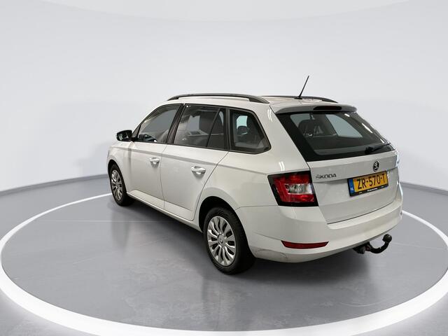 Skoda FABIA Combi 1.0 TSI 95pk Ambition · Stoelverwarming · Airco · Cruise Control · Trekhaak · Apple/Android Car Play · 15'' Inch ·