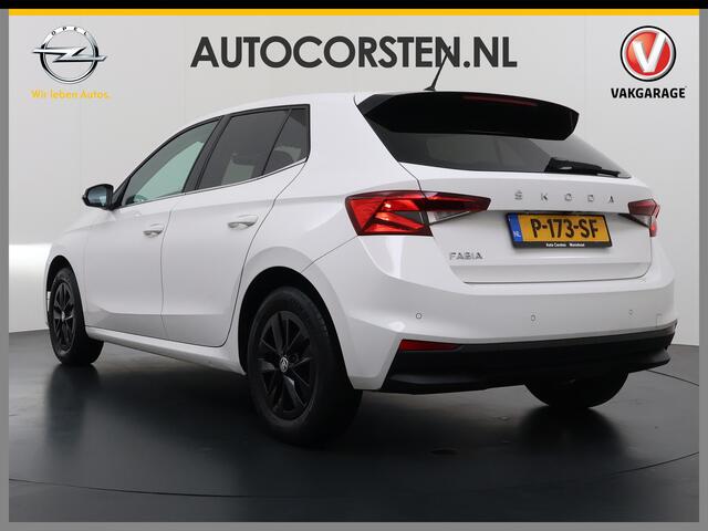 Skoda FABIA 1.0TSI 96PK 5Drs Ecc Navi* Camera Stoelverwarming Apple Carplay Android Auto Cruise Control Pdc Lmv Isofix Privacyglas Led Smartlink Bluetooth Keyless Licht-/regensensor Mooie en complete Skoda Fabia 380 Liter kofferruimte