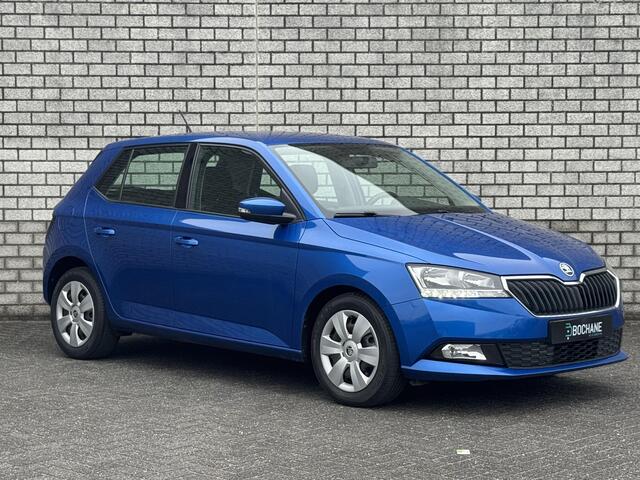 Skoda FABIA 1.0 TSI Ambition | Stoelverwarming | Parkeersensoren | Airco | DAB+ |