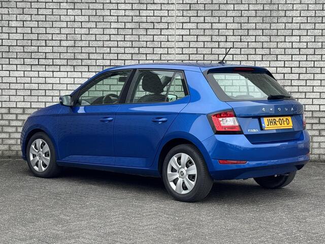 Skoda FABIA 1.0 TSI Ambition | Stoelverwarming | Parkeersensoren | Airco | DAB+ |