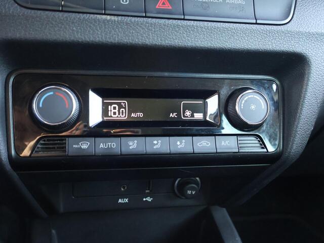 Skoda FABIA Combi 1.0 TSI AMBITION + TREKHAAK | NAVIGATIE | CLIMATE | CRUISE | LMV