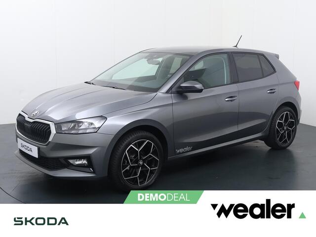 Skoda FABIA Selection 1.0 TSI 95 pk | 17" All-season | Apple CarPlay / Android Auto | Parkeersensoren | Cruise control | Getint glas |