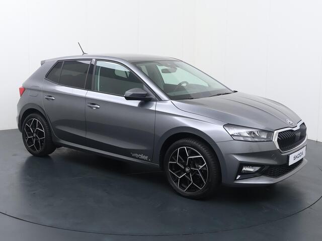Skoda FABIA Selection 1.0 TSI 95 pk | 17" All-season | Apple CarPlay / Android Auto | Parkeersensoren | Cruise control | Getint glas |