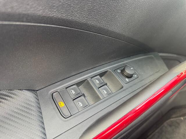 Skoda FABIA 1.0 115pk TSI Monte Carlo KESSY - Keyless Entry Start Stop | Achteruitrijcamera | Getinte & warmtewerende voorruit