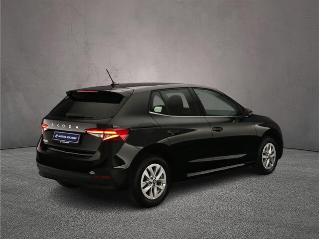 Skoda FABIA Business Edition 1.0 TSI 95pk Achteruitrijcamera, Parkeersensoren, Cruise control, App connect, LED koplampen, Airco, DAB, Radio, Bluetooth